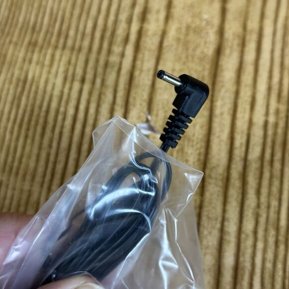 TKDY LP-E12 Dummy Battery Kit with ACK-E12 AC Adapter Canon EOS M50 M50 Mark II - Picture 3 of 8